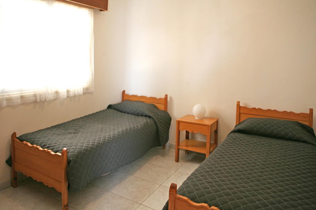 פיסורי Ambelones Apartments מראה חיצוני תמונה